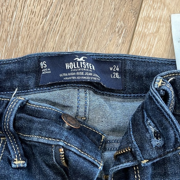 HollisterJeans Size 00 and Size 0 - Picture 3 of 6
